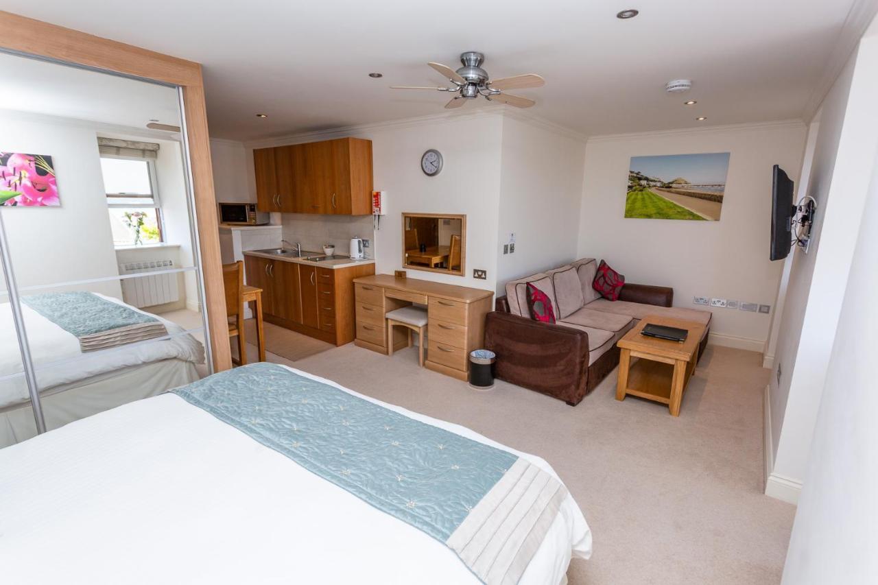 Porthole Suites St Aubin Exterior foto
